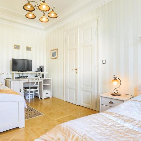 Apartman Nostalgia Karlovy Vary Ngoại thất bức ảnh
