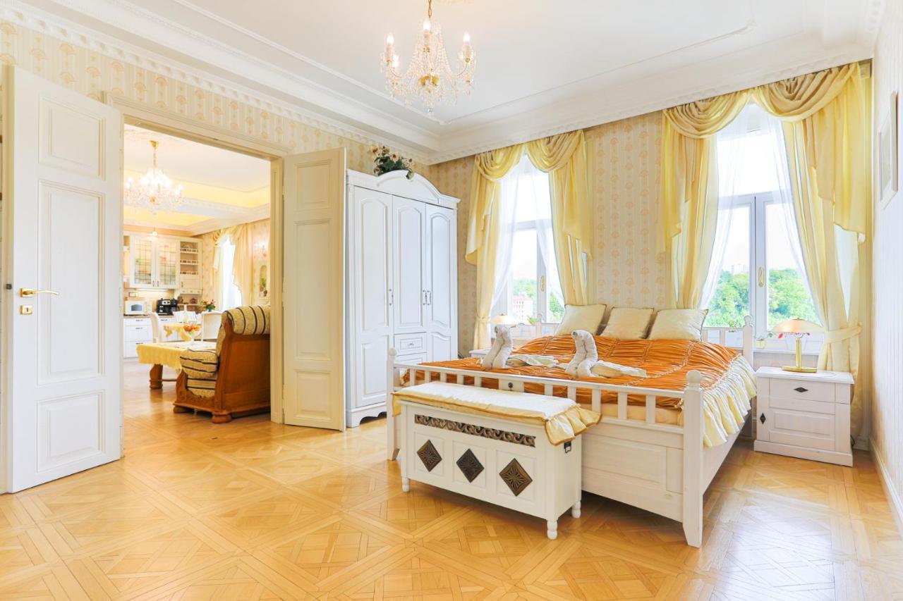 Apartman Nostalgia Karlovy Vary Ngoại thất bức ảnh